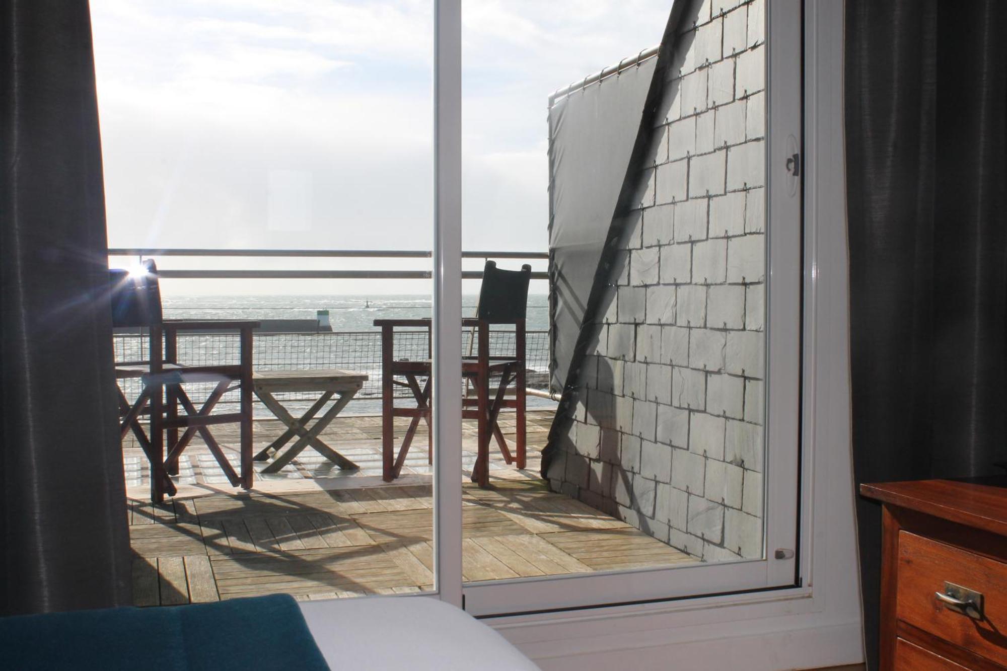 Hotel Le Poisson D'Avril Guilvinec Zimmer foto