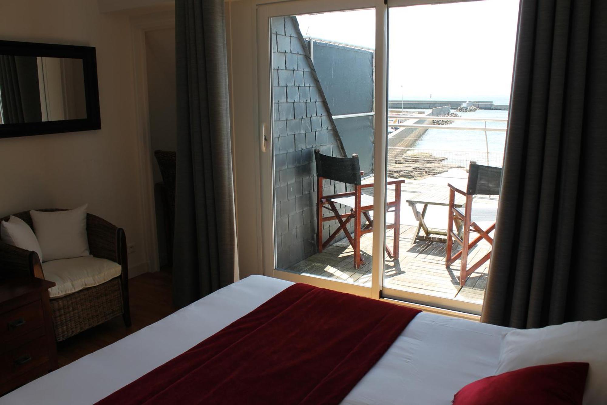 Hotel Le Poisson D'Avril Guilvinec Zimmer foto